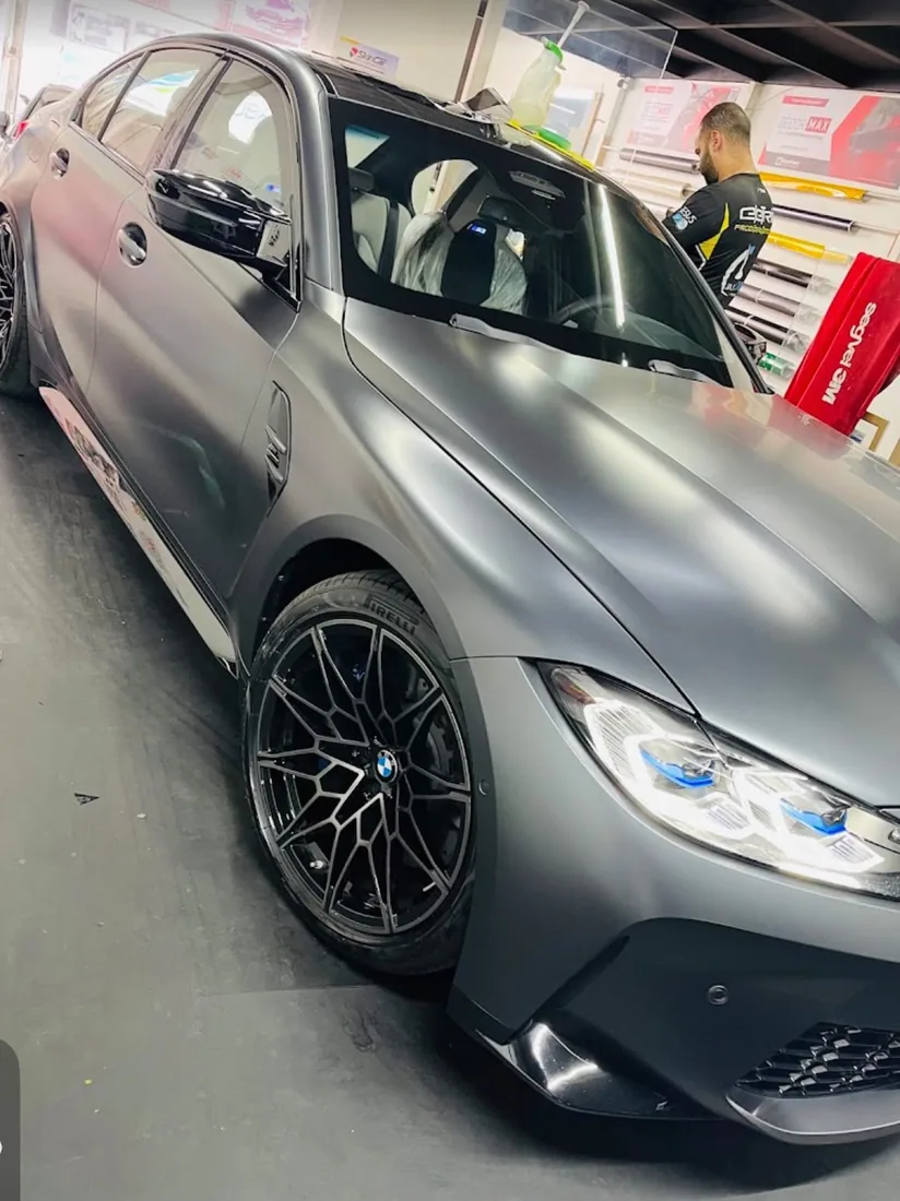 BMW M3 cinza fosco na Eletric Renacar